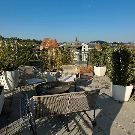 180qm Penthouse Mit Sonnenterrasse * Rostock