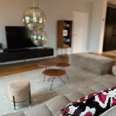 180qm Penthouse Mit Sonnenterrasse *